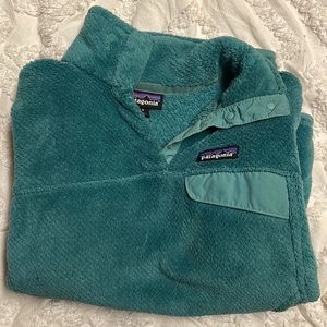 Patagonia fleece pullover